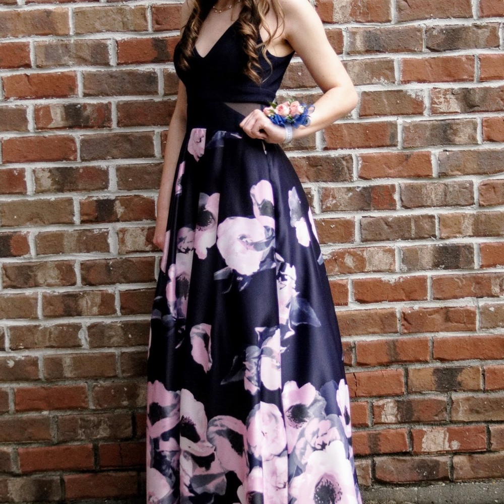 Xscape Navy and Pink floral prom dress size 2